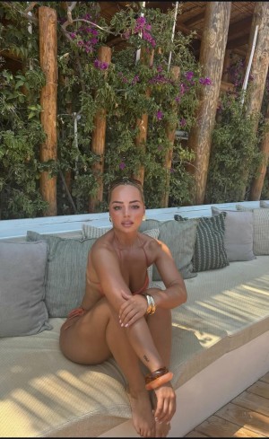 Ella Wilkins Photo #19