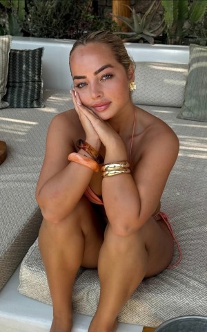 Ella Wilkins Photo #29