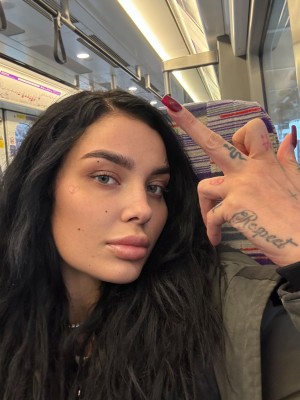 Hennydiamonds Photo #19