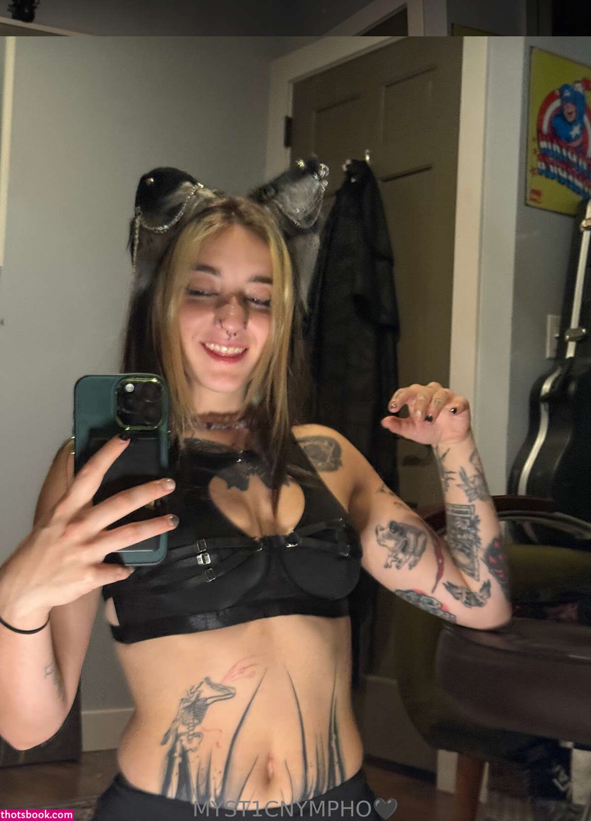 Myst1cnympho Photo #20