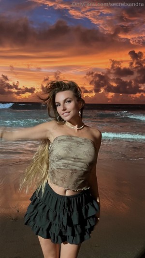 Sandra Grace Photo #32