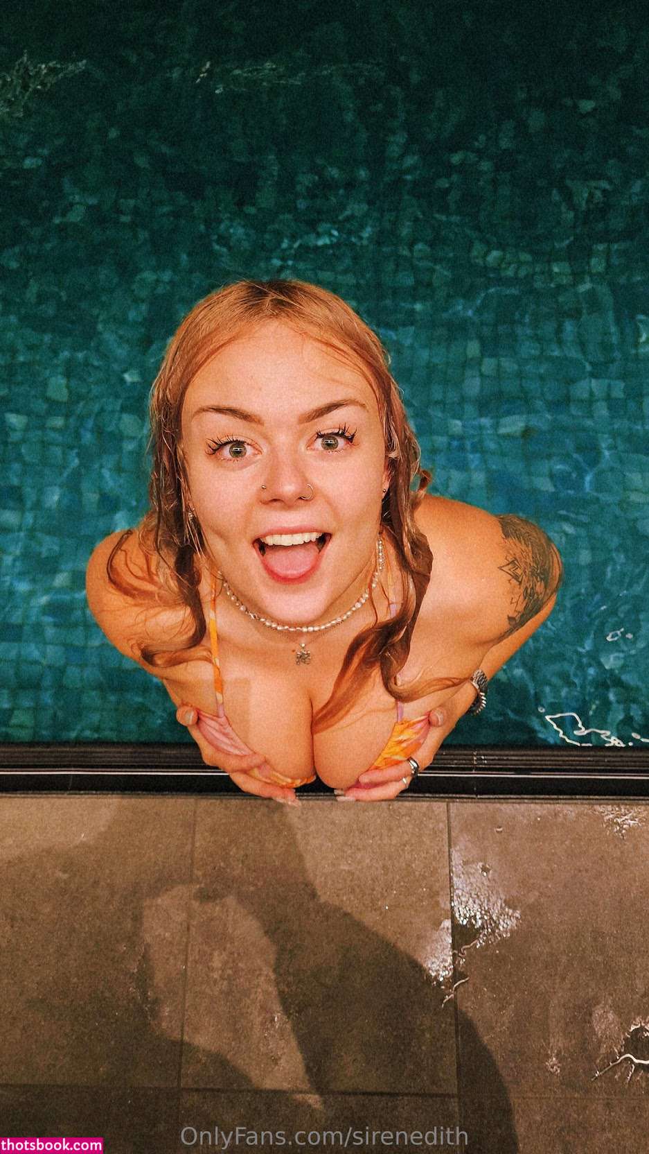 sirenedith Photo #16