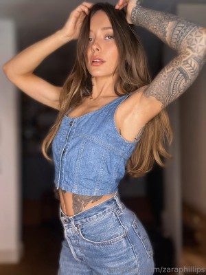 zaraphillips Photo #48