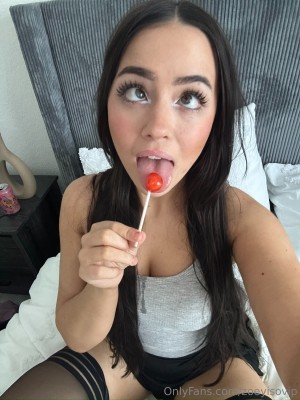 zoeyisovip Photo #57