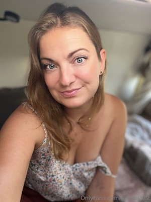 leonieslust Photo #26