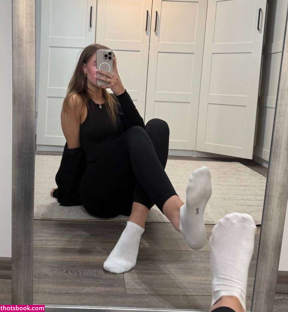 barebylola Photo #36