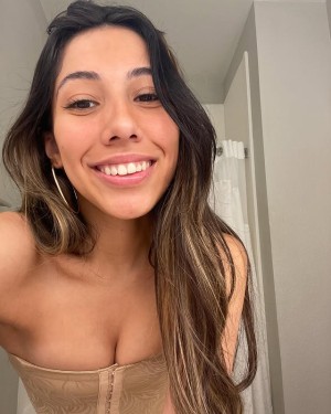 Mia Bosman Photo #12