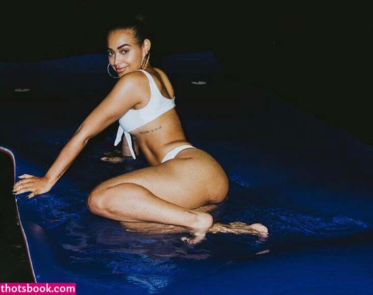 Ashley Nicole Photo #38