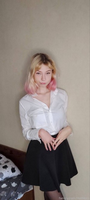 Jenny Shine Photo #10