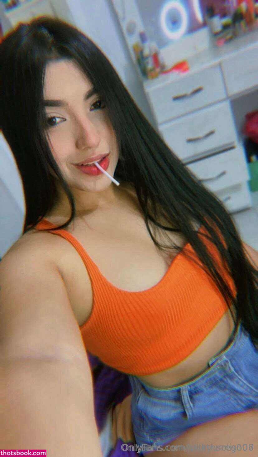 juliethsolis007 Photo #42