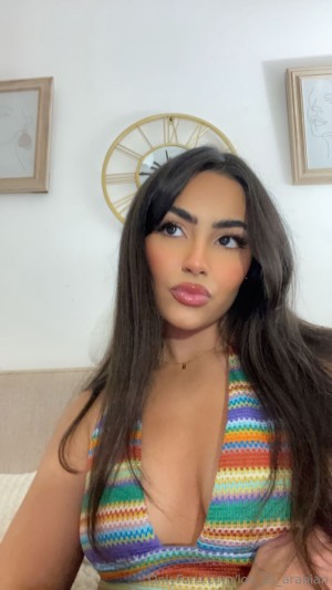 lov 2s arabian Nude Leaks OnlyFans Photos #2