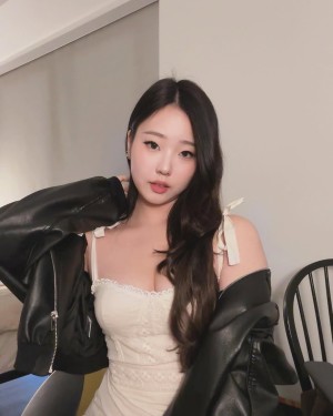 jessicahkim Photo #15