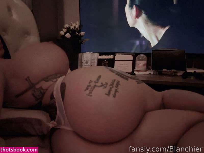 Theimpartialbunny Photo #21