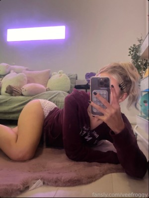 veefroggy Photo #757