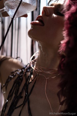 Ellie Land Photo #293