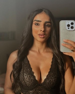 Annamaria Dore Photo #12