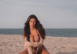 Gianna Thimons Photo #20