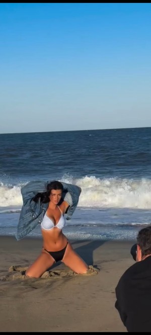 Gianna Thimons Photo #25