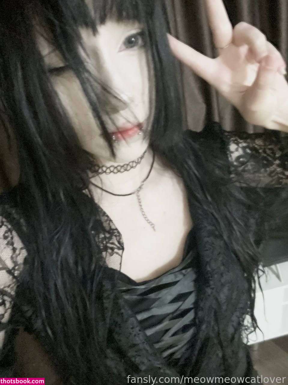 meowmeowcatlover Photo #12