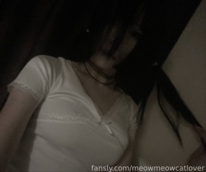 meowmeowcatlover Photo #10