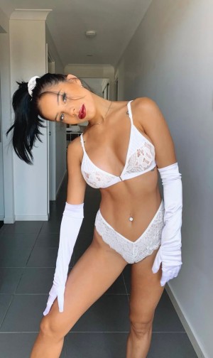 Katerina Reeves Photo #31