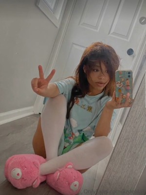 Liz Delilah Photo #2