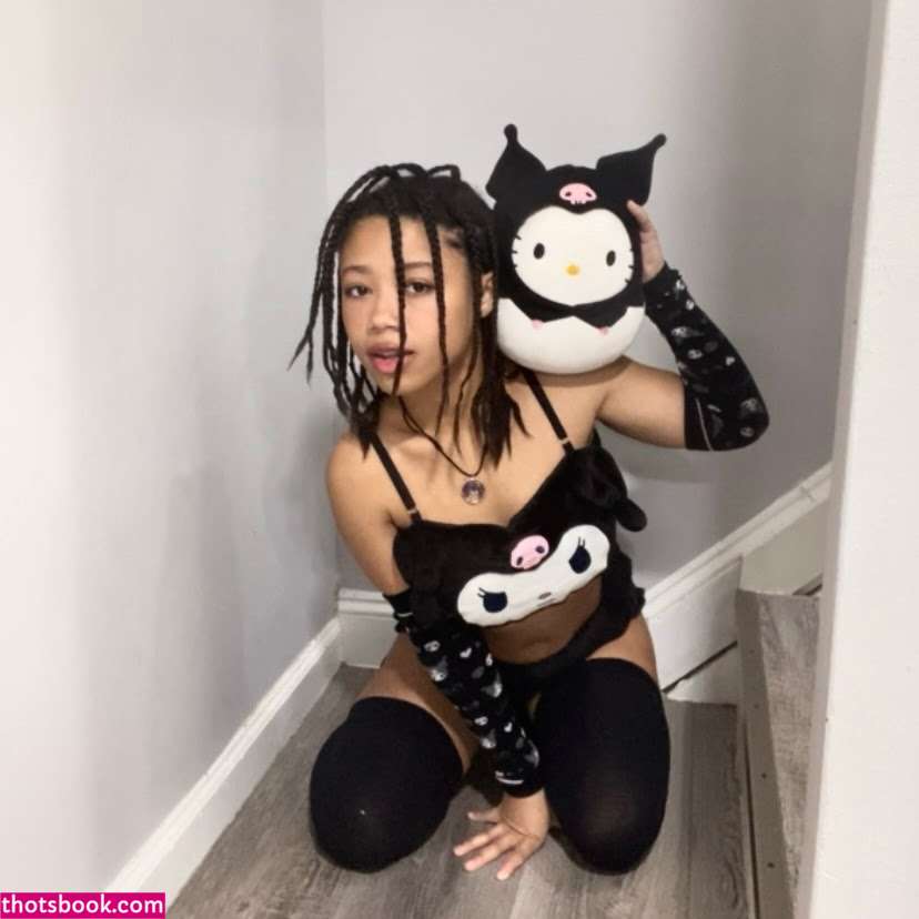 Liz Delilah Photo #39