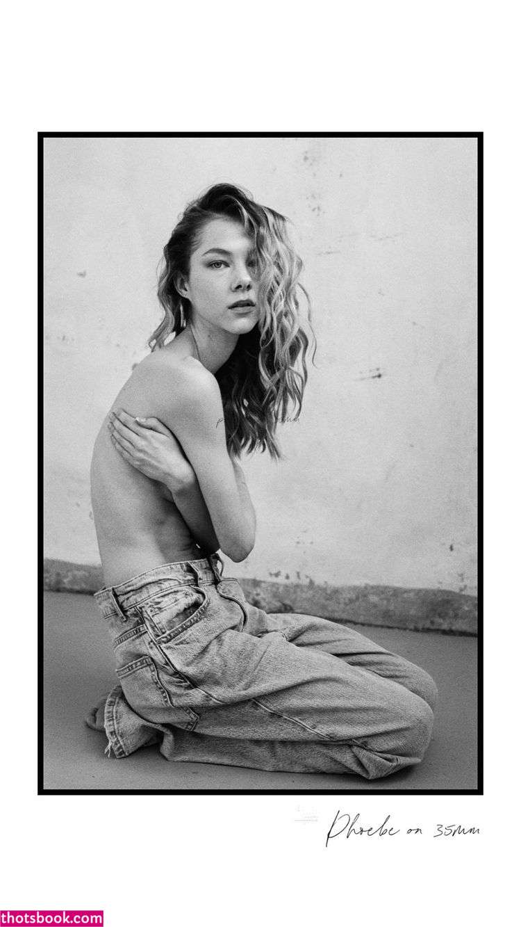 Phoebe Combes Photo #24