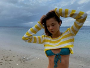 Phoebe Combes Photo #31