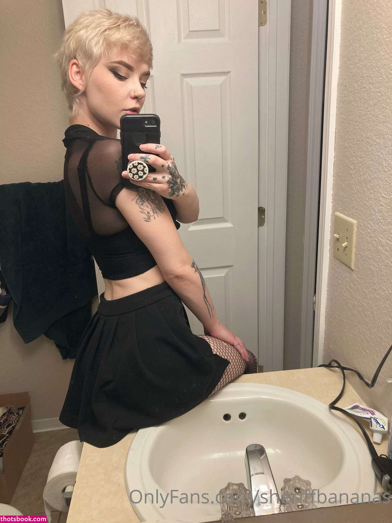 sheriffbananas Photo #12