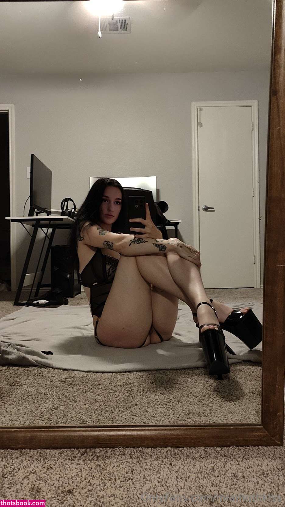 miamothkiss Photo #28