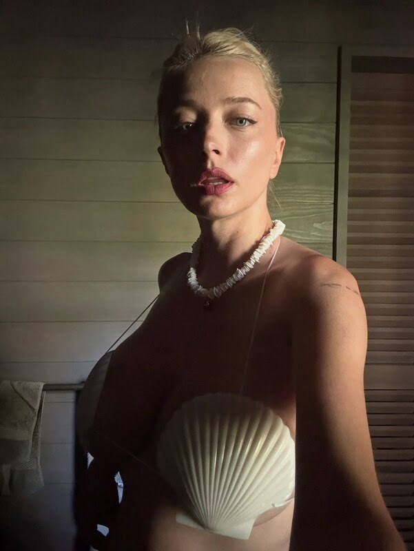 Caroline Vreeland Photo #301
