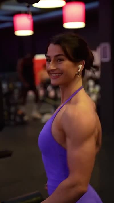 Nadine van Oosten Video #30