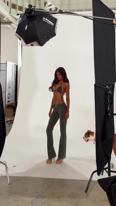 Ella Cervetto Video #523