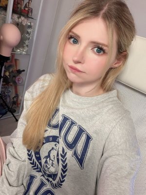 Peachmilky Photo #129
