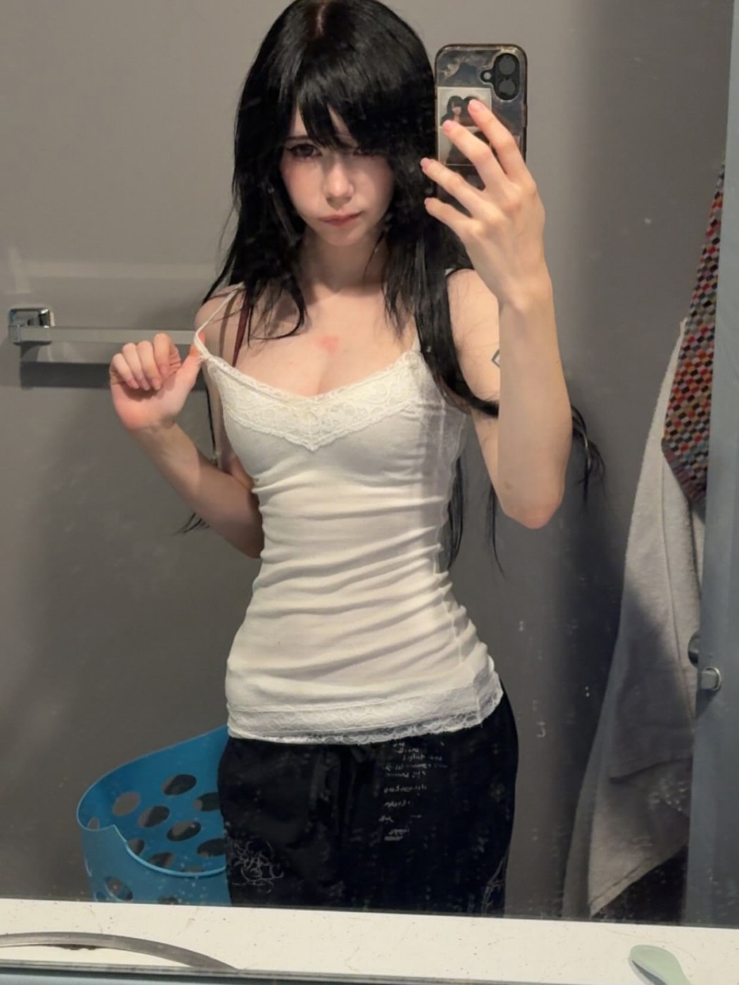 ashisbees Photo #62