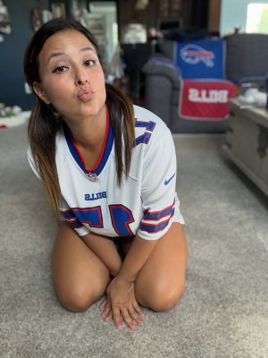 Cheer.bearr22 Photo #83