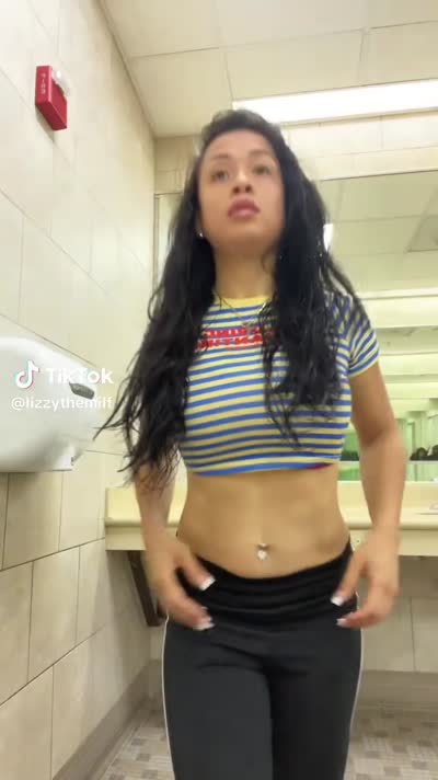 Lizzy Video #338