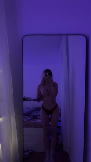 louisaa sec louisa morgan Nude Leaks OnlyFans Photos #5