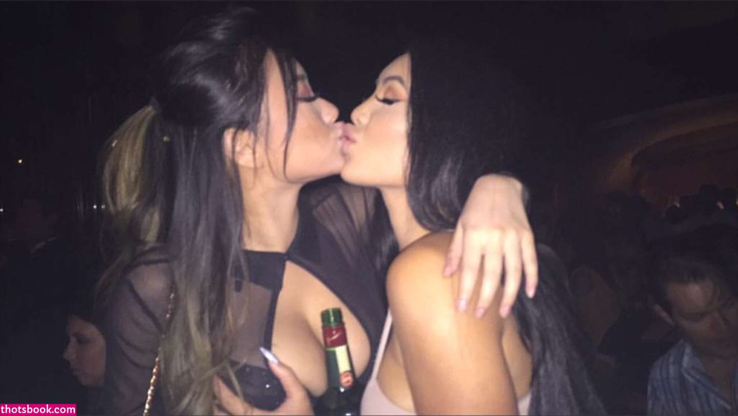 Vicki Li vickibaybeee Nude OnlyFans Photos #3 469588