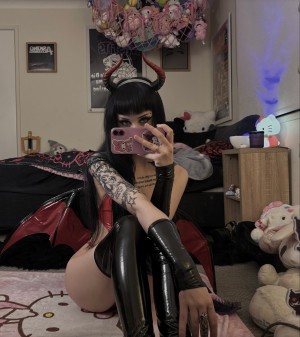 livindeadyaz Nude Leaks OnlyFans Photos #4