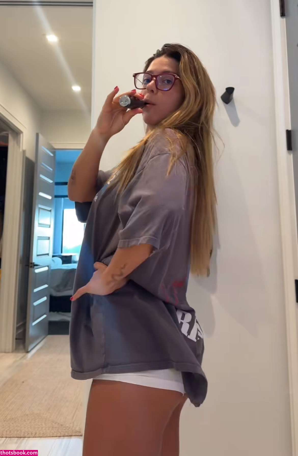 Katie Dillenbeck katievsaliens Nude Leaks OnlyFans Photos #3 1871865