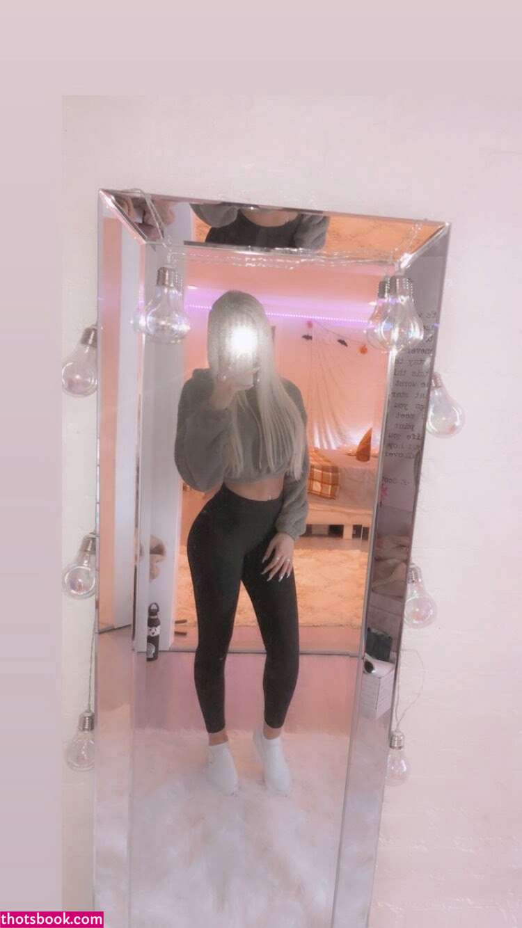 nikkidalessandro22 Nude Leaks OnlyFans Photos #1 1858119