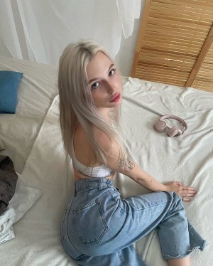 Ayovtasila Nude Leaks OnlyFans Photos #1