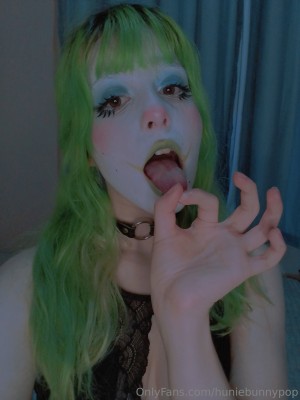 huniebunnypop Nude Leaks OnlyFans Photos #4