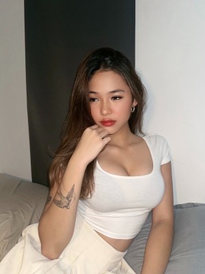 Cherlyraa Cherlyn Nude Leaks OnlyFans Photos #3