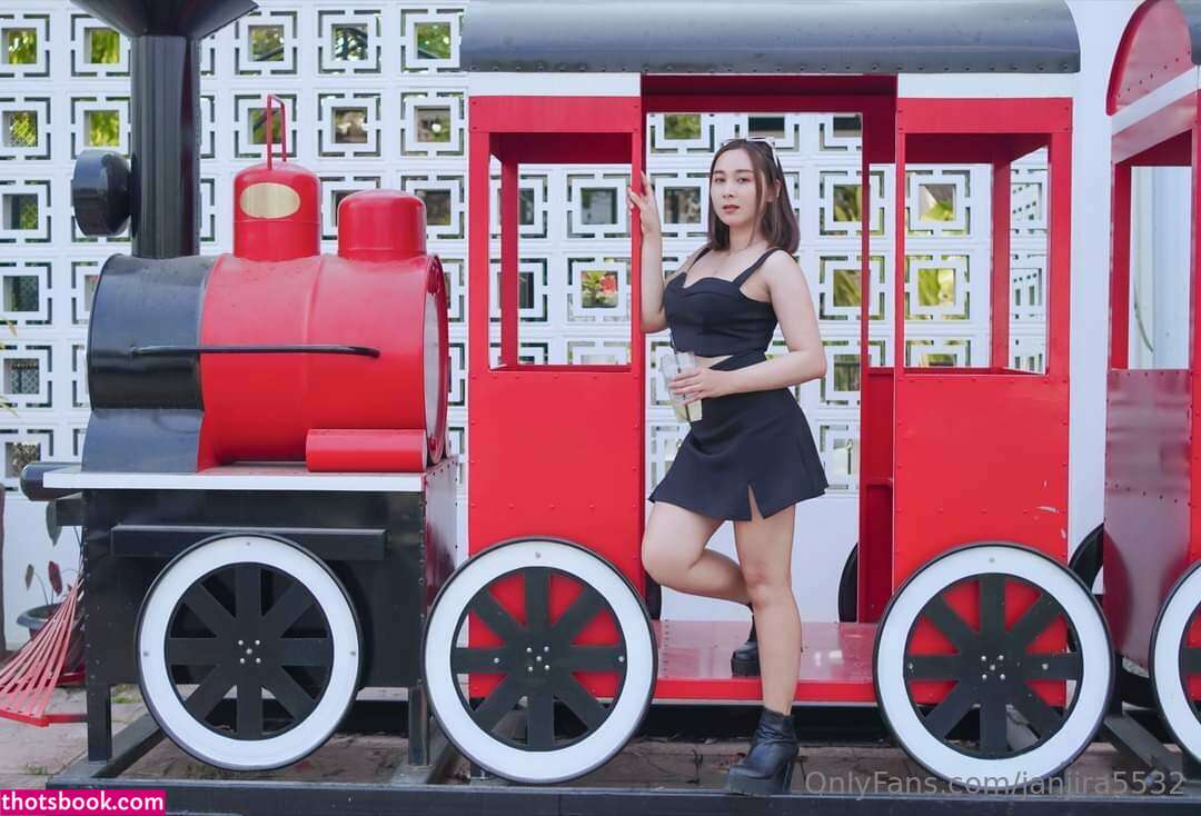 janjira5532 Nude Leaks OnlyFans Photos #1 1883030