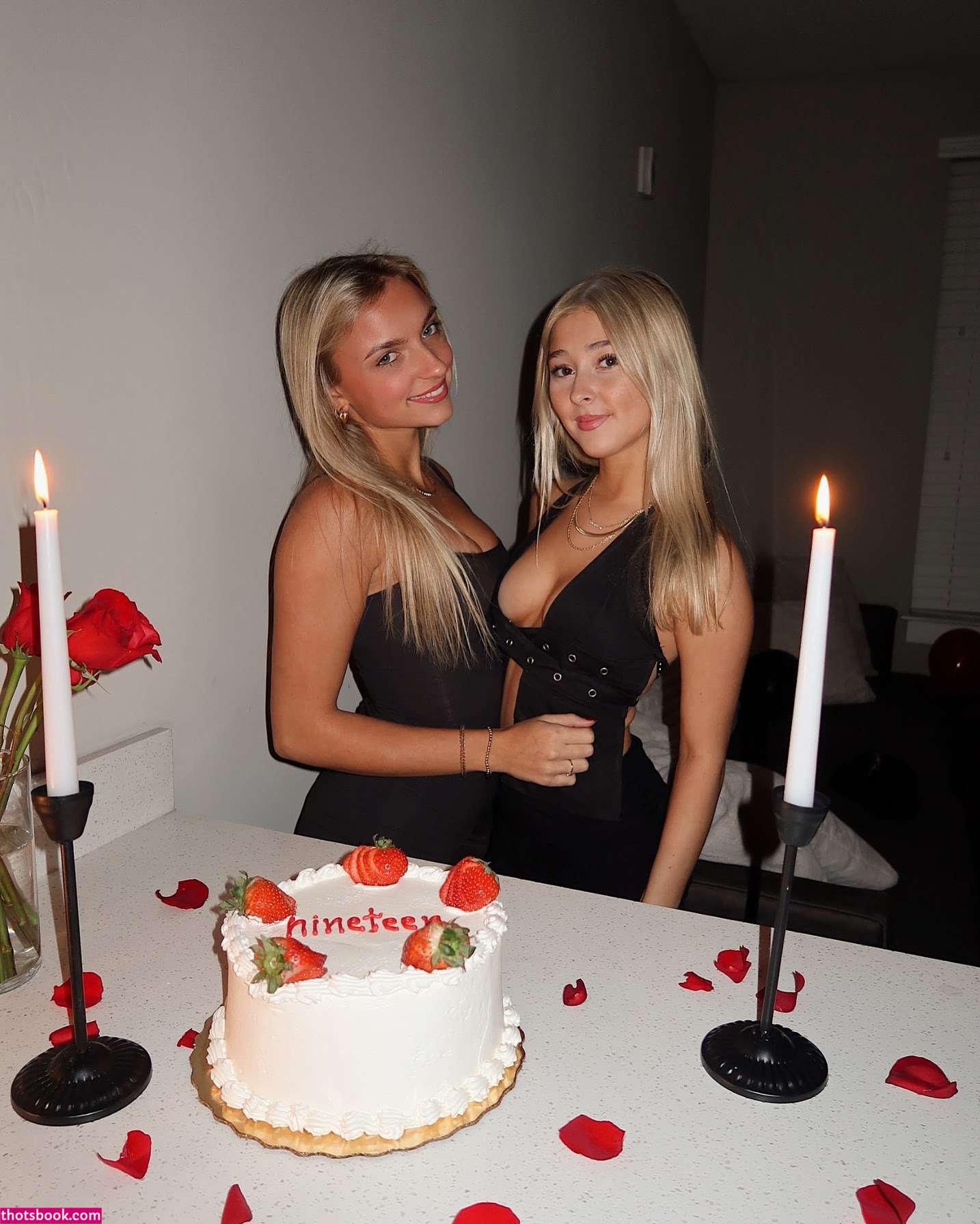 kkatiejones Katie Jones Nude Leaks OnlyFans Photos #3 1854983