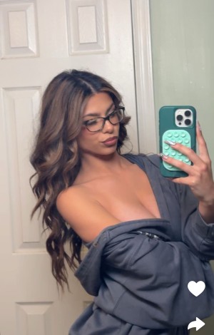 Julia Carrano Nude Leaks OnlyFans Photos #4