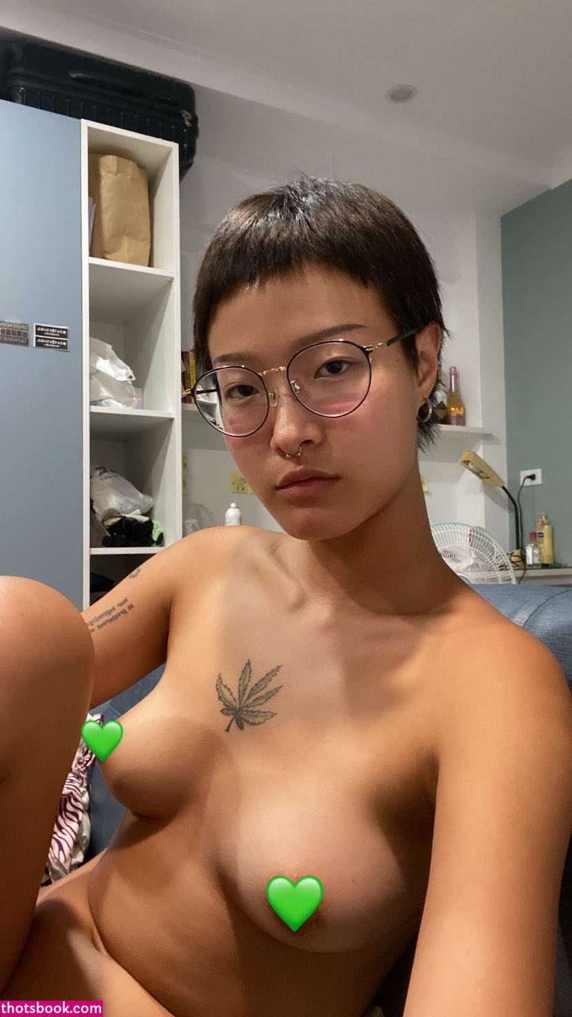 caroll 163cm Nude Leaks OnlyFans Photos #1 1912952